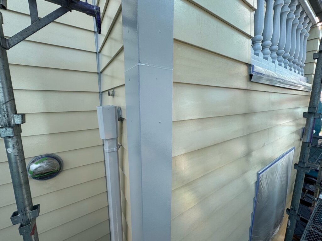 外壁：下塗り（透明色）<br />
（完了）